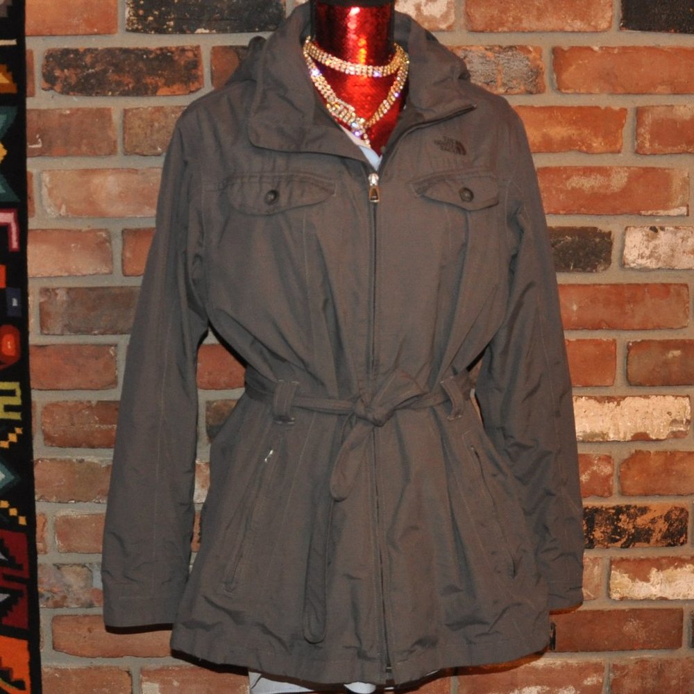 The North Face Dark Grey Belted Midi Trench Rain Coat. Vancouver Canucks XL